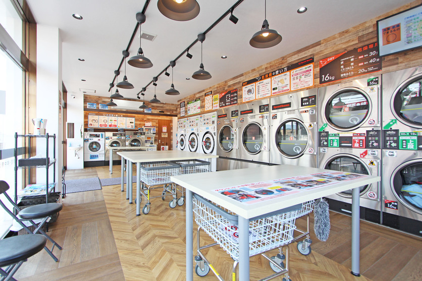 阪南店 明るい店内