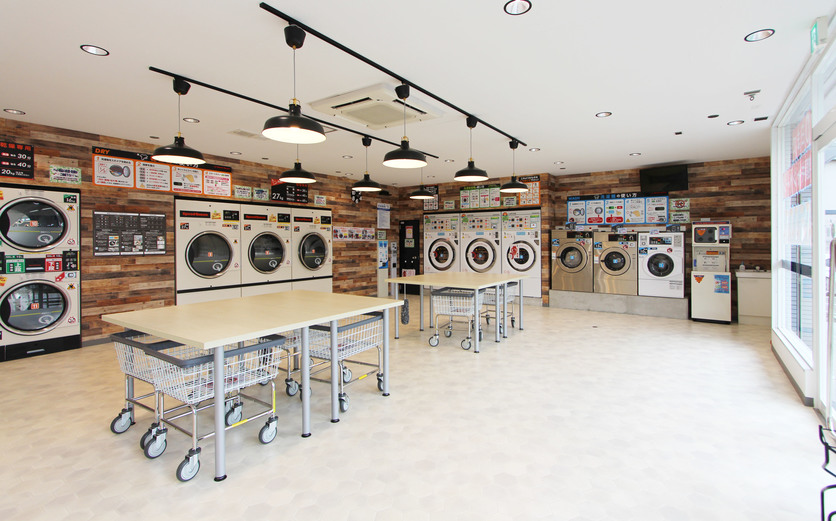 阪南店 明るい店内